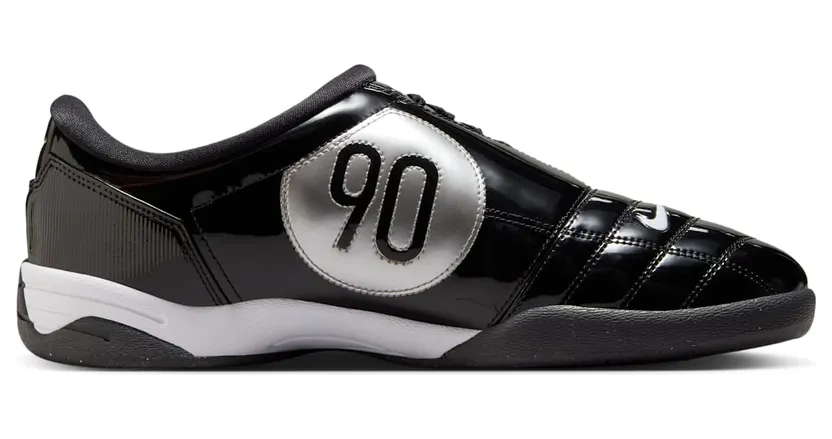 Nike Total 90 3 SP “Metallic Silver Black”: voetbal op straat (3)