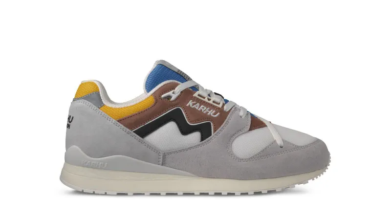 Karhu Synchron Classic Dawn Blue / Jet Black (F802668)