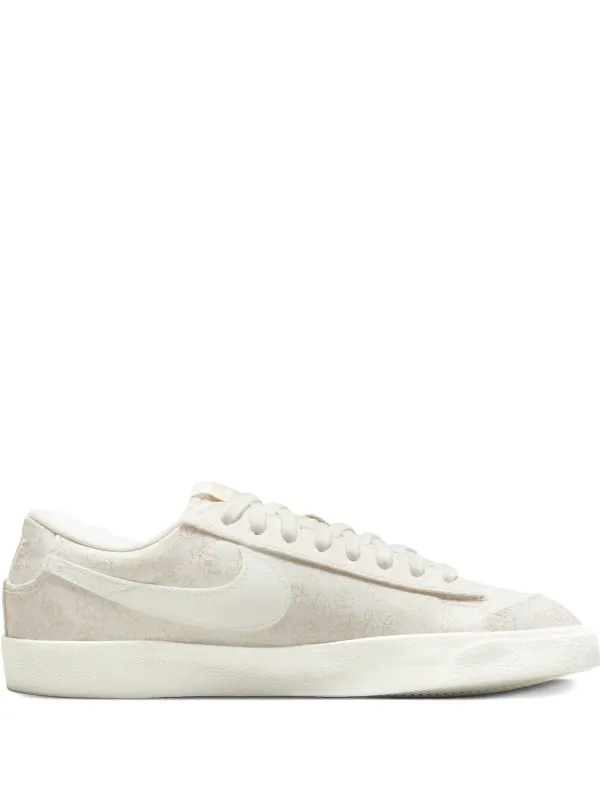 Nike Blazer Low ’77 SE SAIL SESAME sneakers – Beige (DR9955)