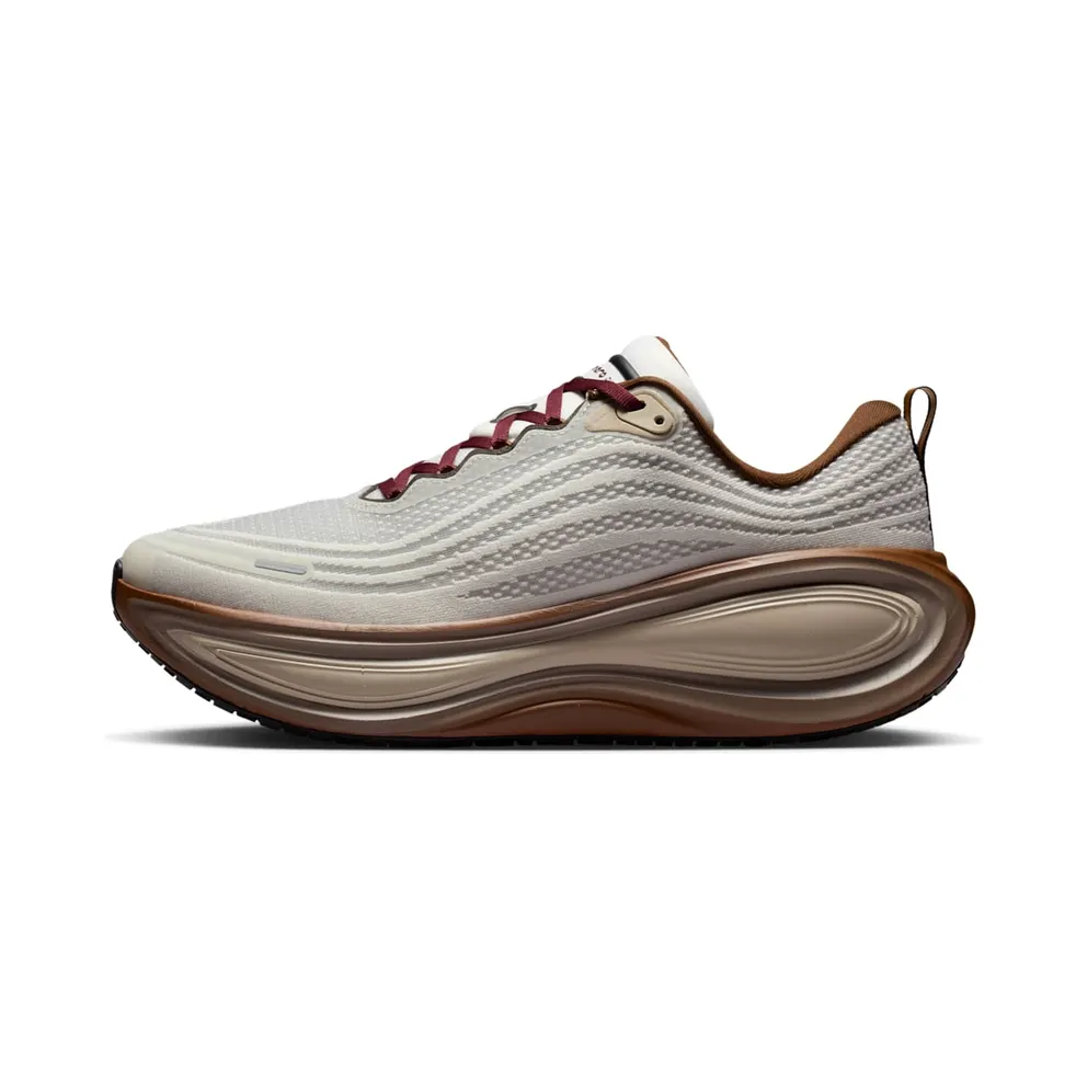 Nike Vomero Plus “Sail Pecan Brown” (IO4482-100)