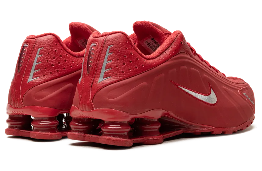 nike-shox IQ0608-687