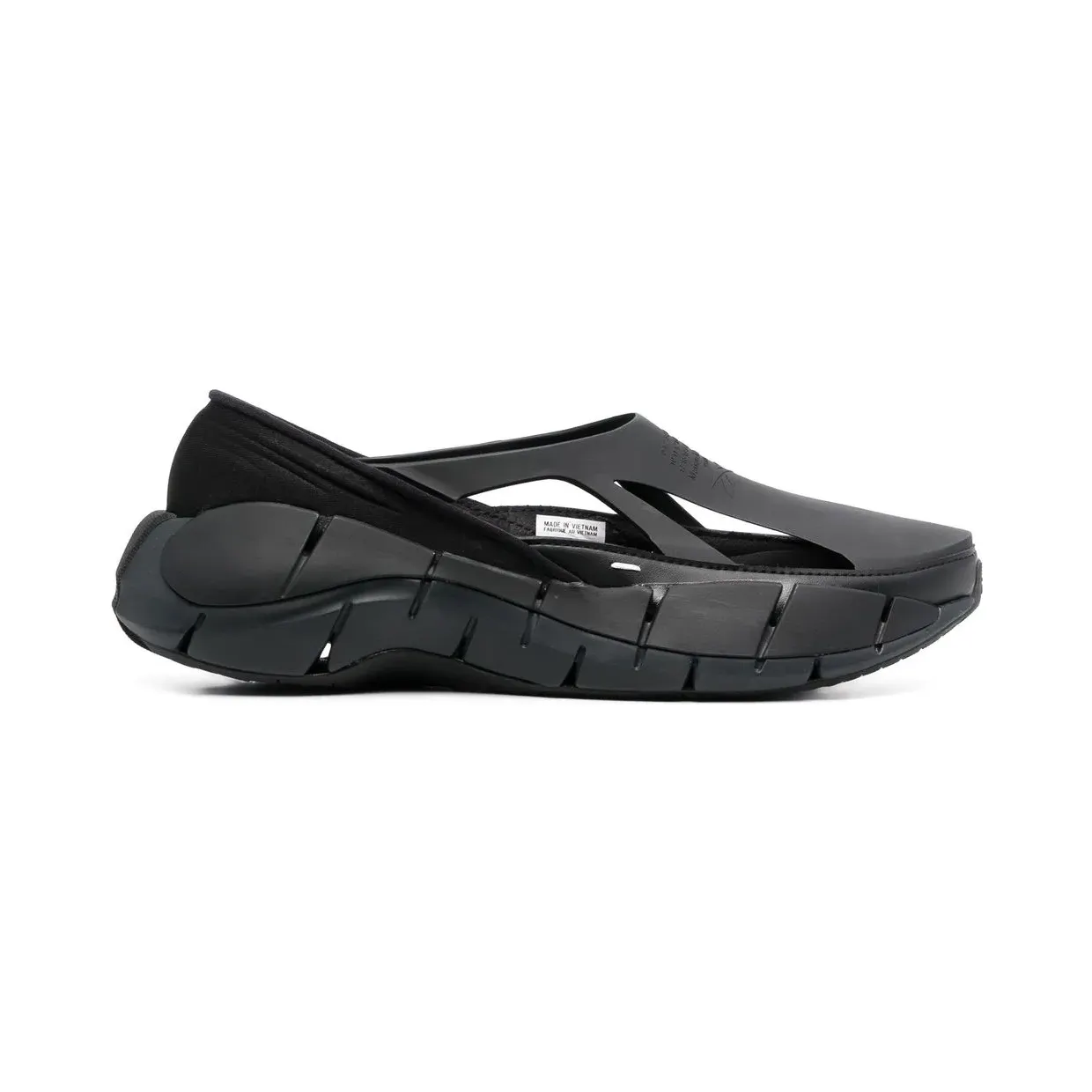 Maison Margiela x Reebok Croafer Project 0 slip-on “Black” (S58WS0205)