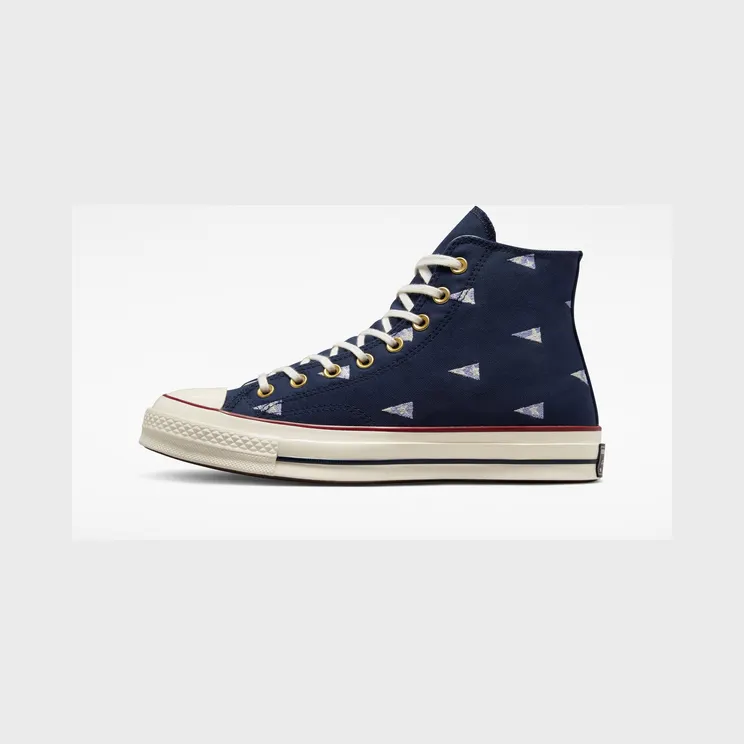 converse-chuck-taylor-all-star A04965C