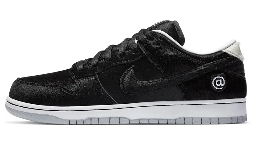 Nike SB Dunk Low x Medicom Toy BE@RBRICK (CZ5127-001)