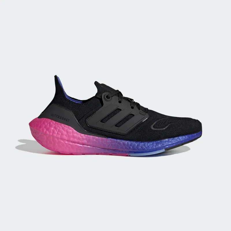 adidas Ultraboost 22 Core Black / Core Black / Lucid Blue (HQ8591)