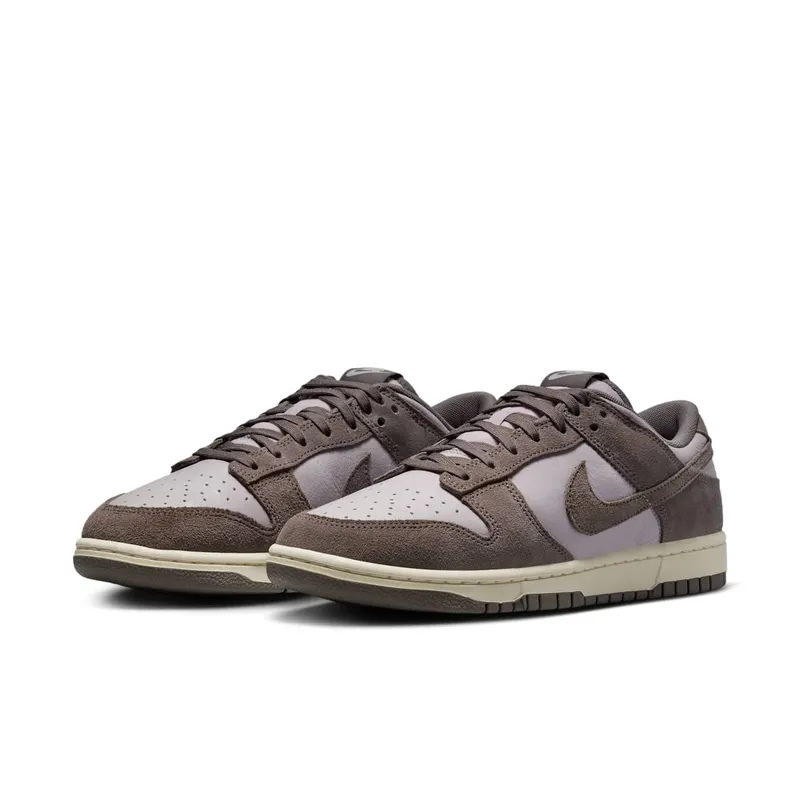 Nike Dunk Low SE “Platinum Violet” (FQ8249-001)