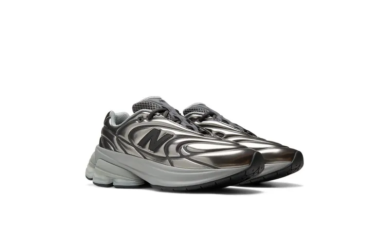 New Balance 5030 “Metallic Silver Grey” (U503069C)