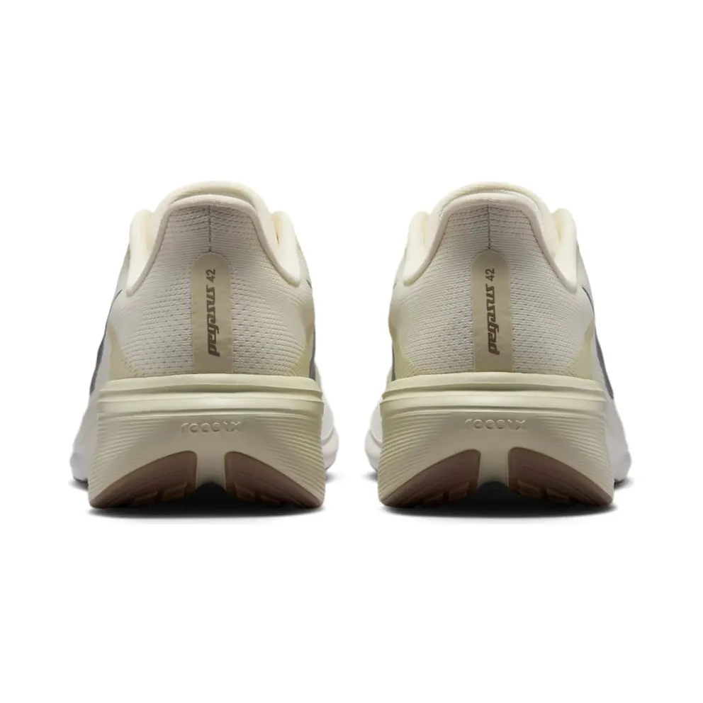 Nike Pegasus Coconut Milk/Light Khaki/Gum Light Brown/Metallic Silver (IM8332-100)