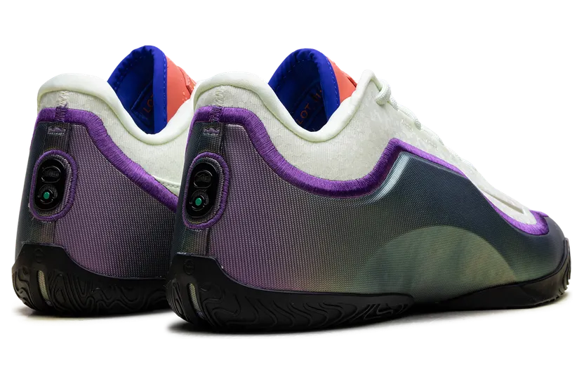 nike-lebron IH1513-700