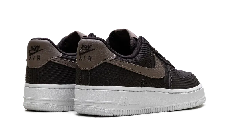 Nike Air Force 1 ’07 “Corduroy Velvet Brown” (IM6533-200)