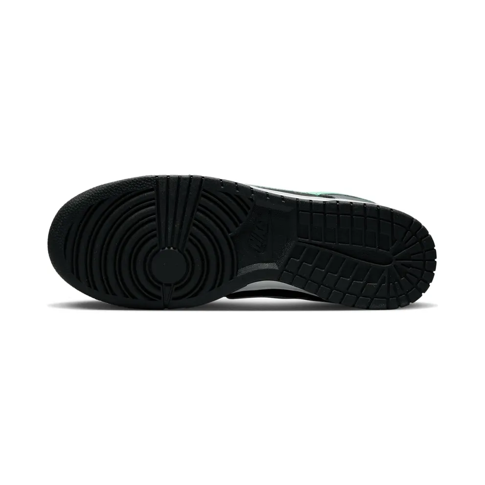 Nike Dunk Low Retro “Black / Green Glow” (FB3359-001)