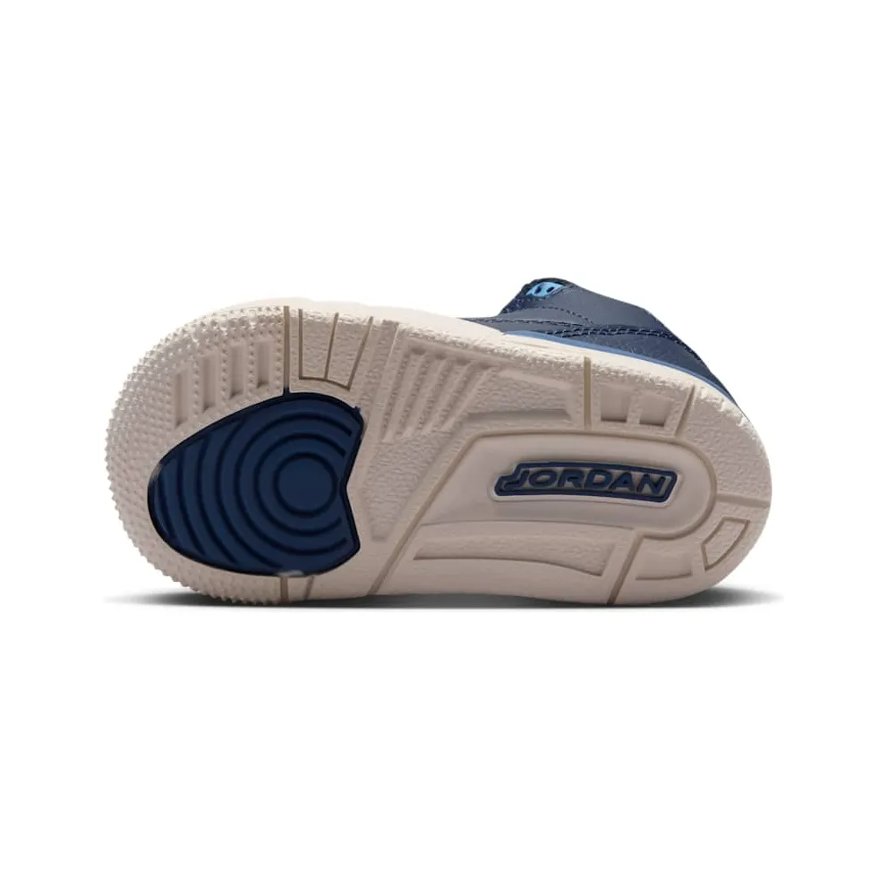 Air Jordan Three Obsidian / Track Red / Blue Beyond (HQ0782-400)