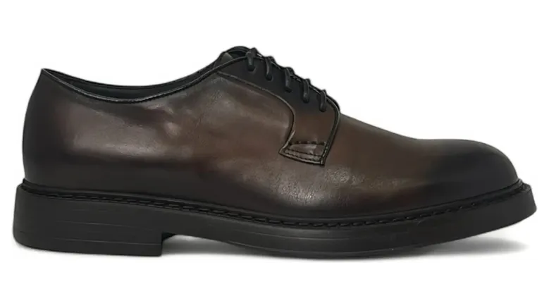 Doucal’s “Black” (DU1385BRUXUF18 8TM04)