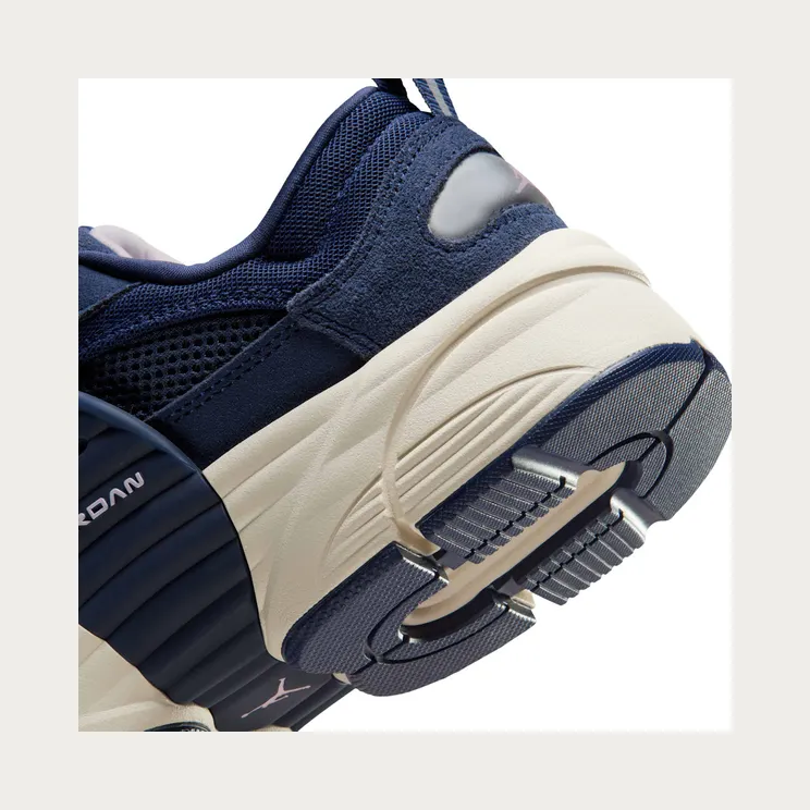 air-jordan-trunner IB3722-400