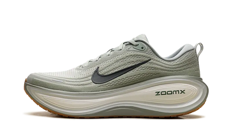 Nike Vomero Plus “Jade Horizon Sail Black Spruce” (HV8150-301)