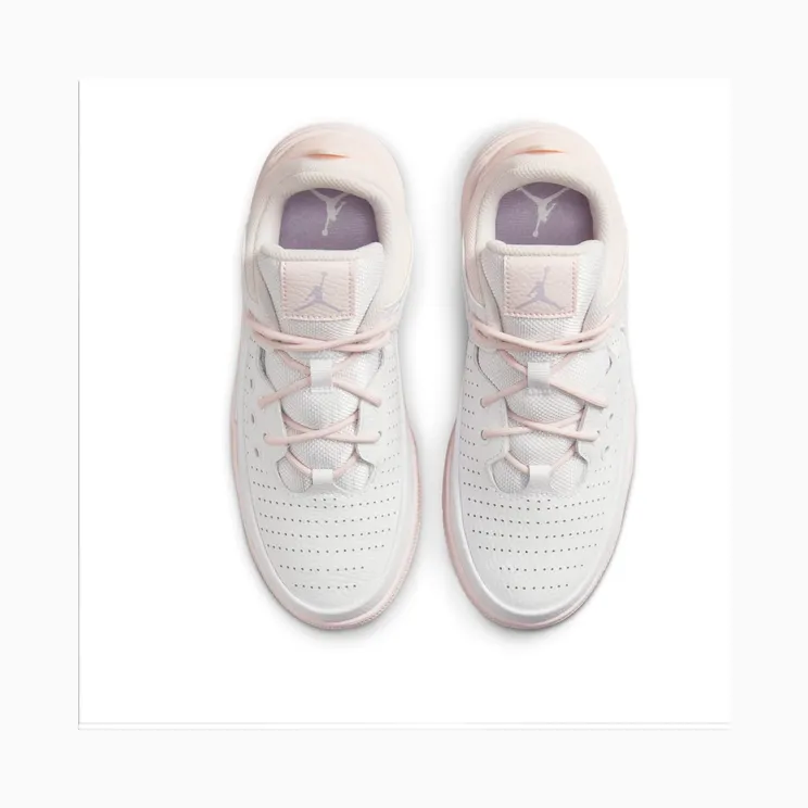 air-jordan-max-aura FD8789-100