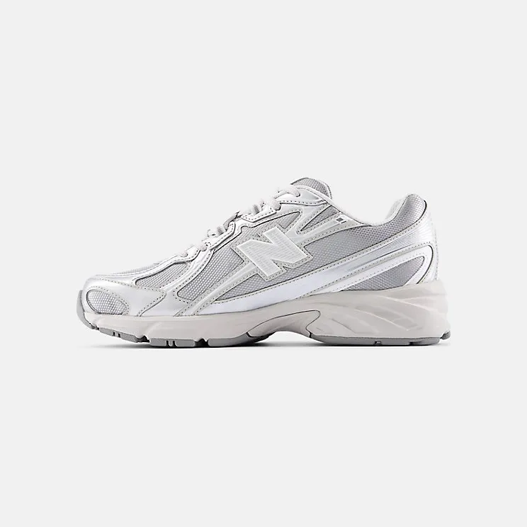 new-balance-740 U7405I7