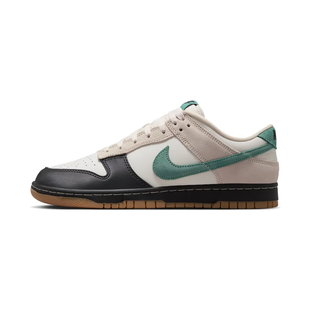 Nike Dunk Low (lt orewood brn / bicoastal cream ii / black) – HQ3483-104