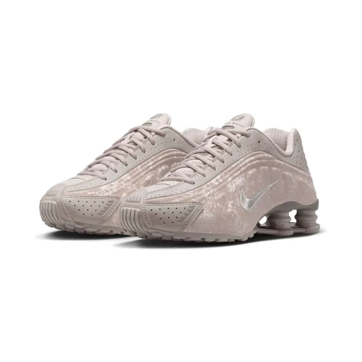 nike-shox HV0934-001