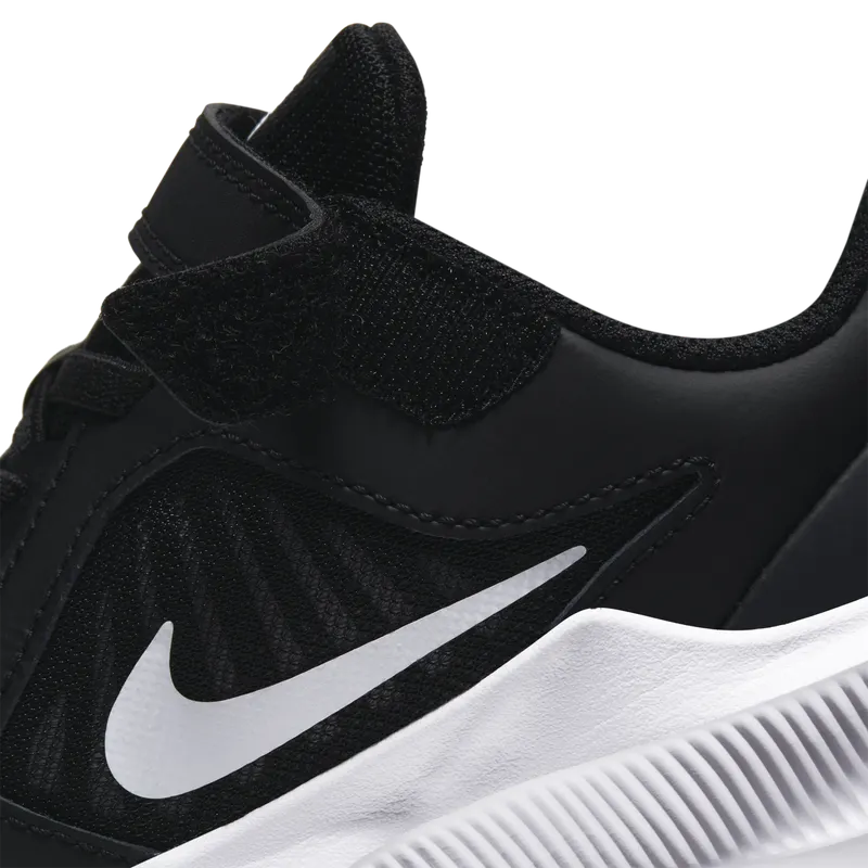 Nike Downshifter 10 Younger Kids’ Black (CJ2067-004)