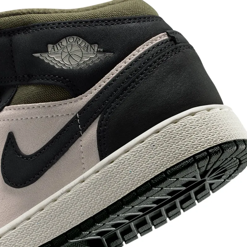 air-jordan-1 HV4399-102