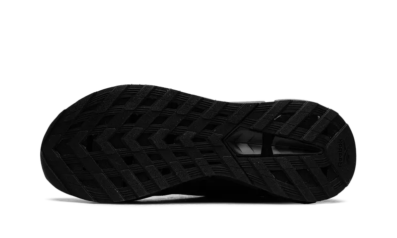 Reebok Zig Dynamica 5 “Core Black/Footwear White” (100074-662)
