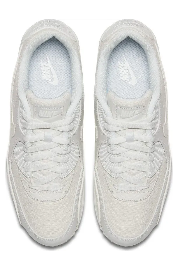 nike-air-max 700155-101