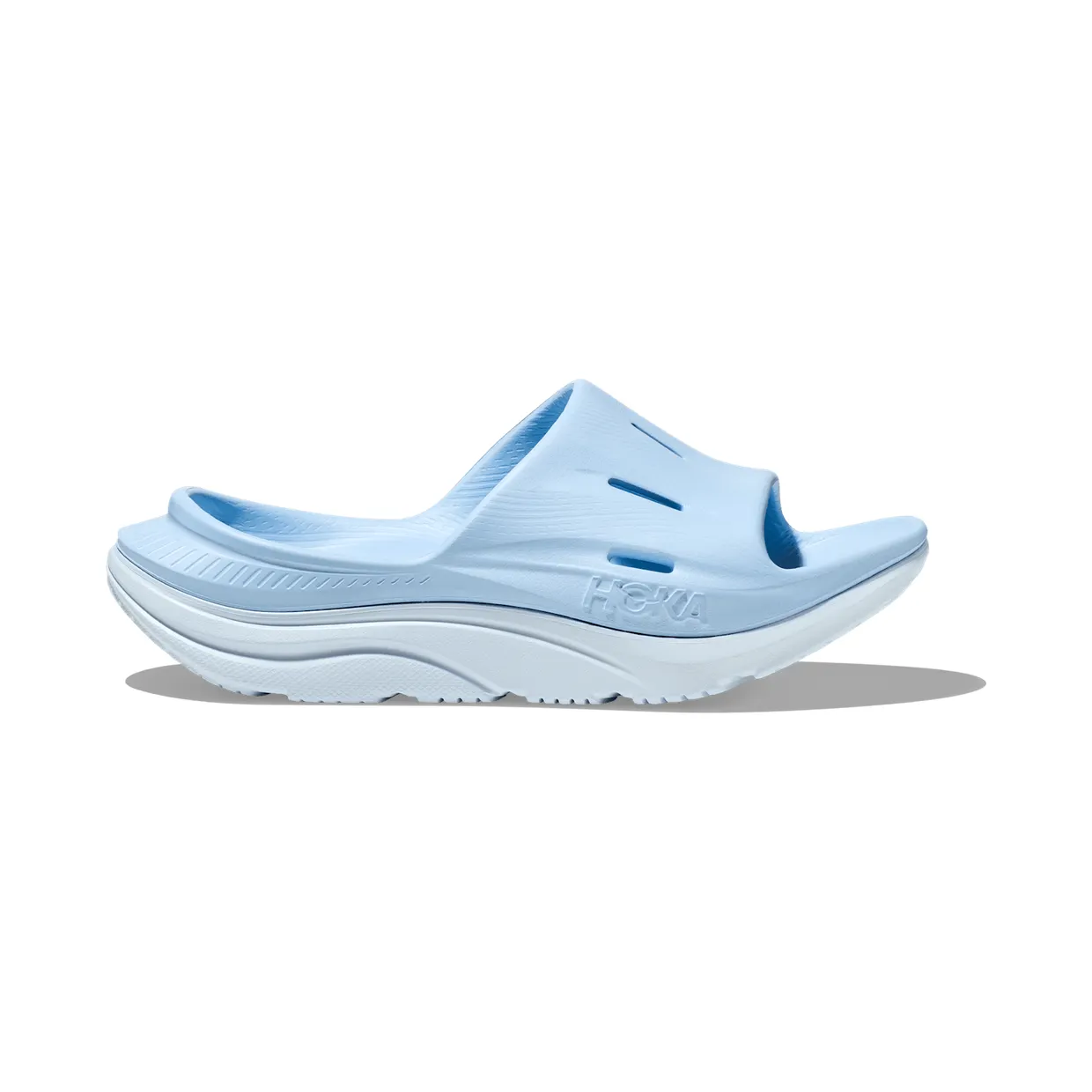 hoka-one-one-ora-recovery 1135061-IWAB