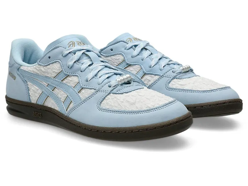 ASICS SKYHAND OG “White / Faded Denim” (1203A880-100)