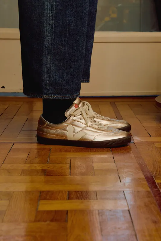 VEJA Panenka O.T. Leather Platine / Pierre / Eagle