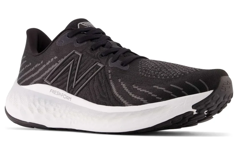 new-balance-sneaker MVNGOBS5