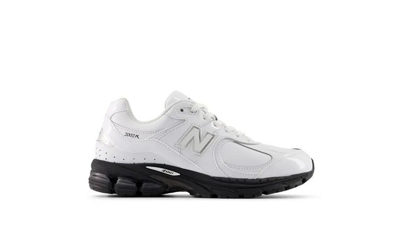 New Balance 2002R Leather Pack White (U2002RE)