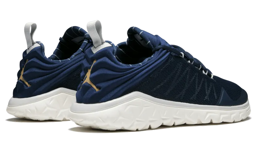 jordan-flight-flex-trainer 715855-402