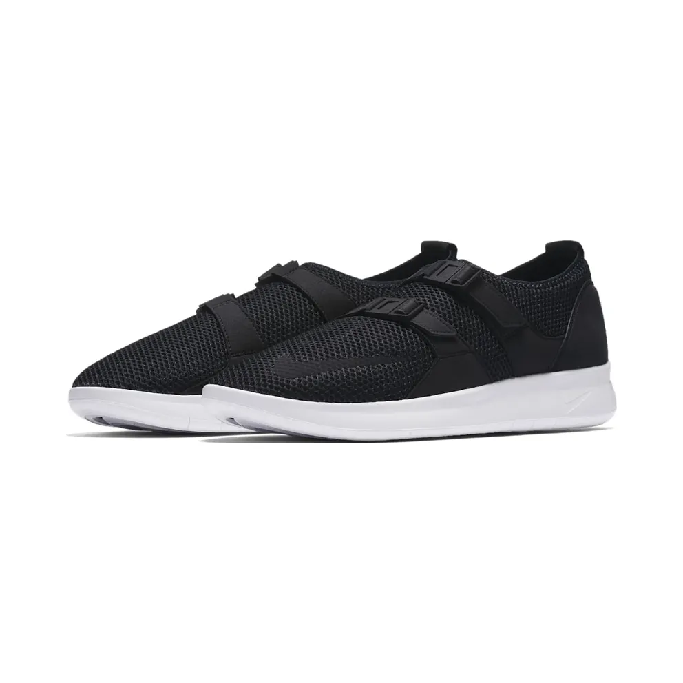 Nike Air Sockracer “Black / White” (918244-001)