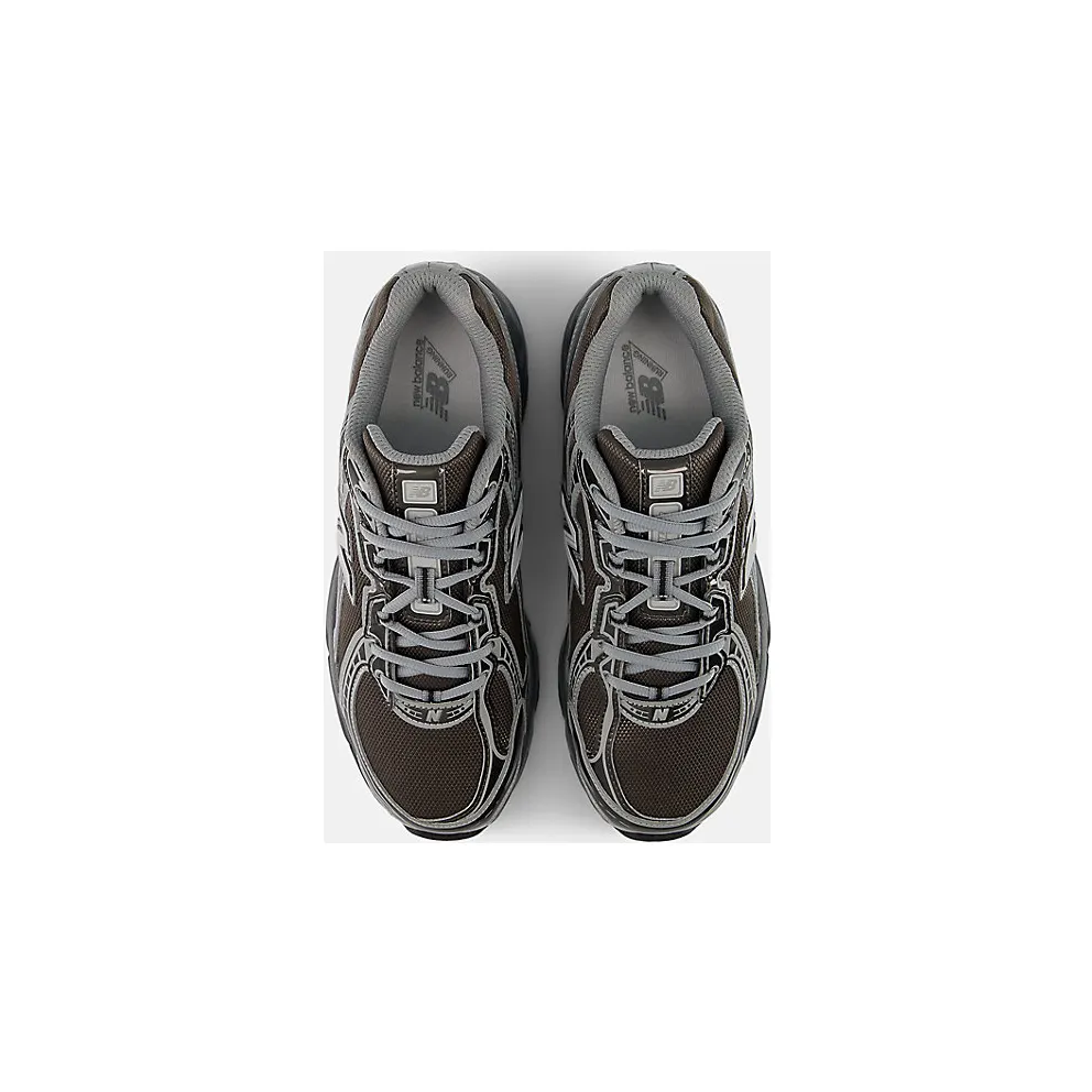 New Balance 740 Black Metallic (U7407YI)