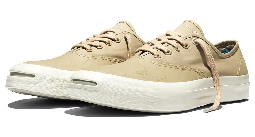 converse-sneaker 153065C