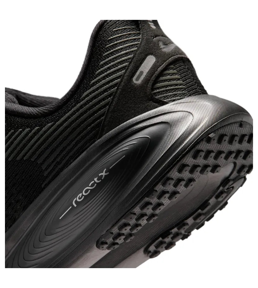 nike-vomero-18 HQ2157-010
