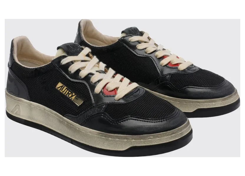 Autry Medalist Low Super Vintage Calfskin Sneakers with Worn Effect Black 1 (AVLMKH01)