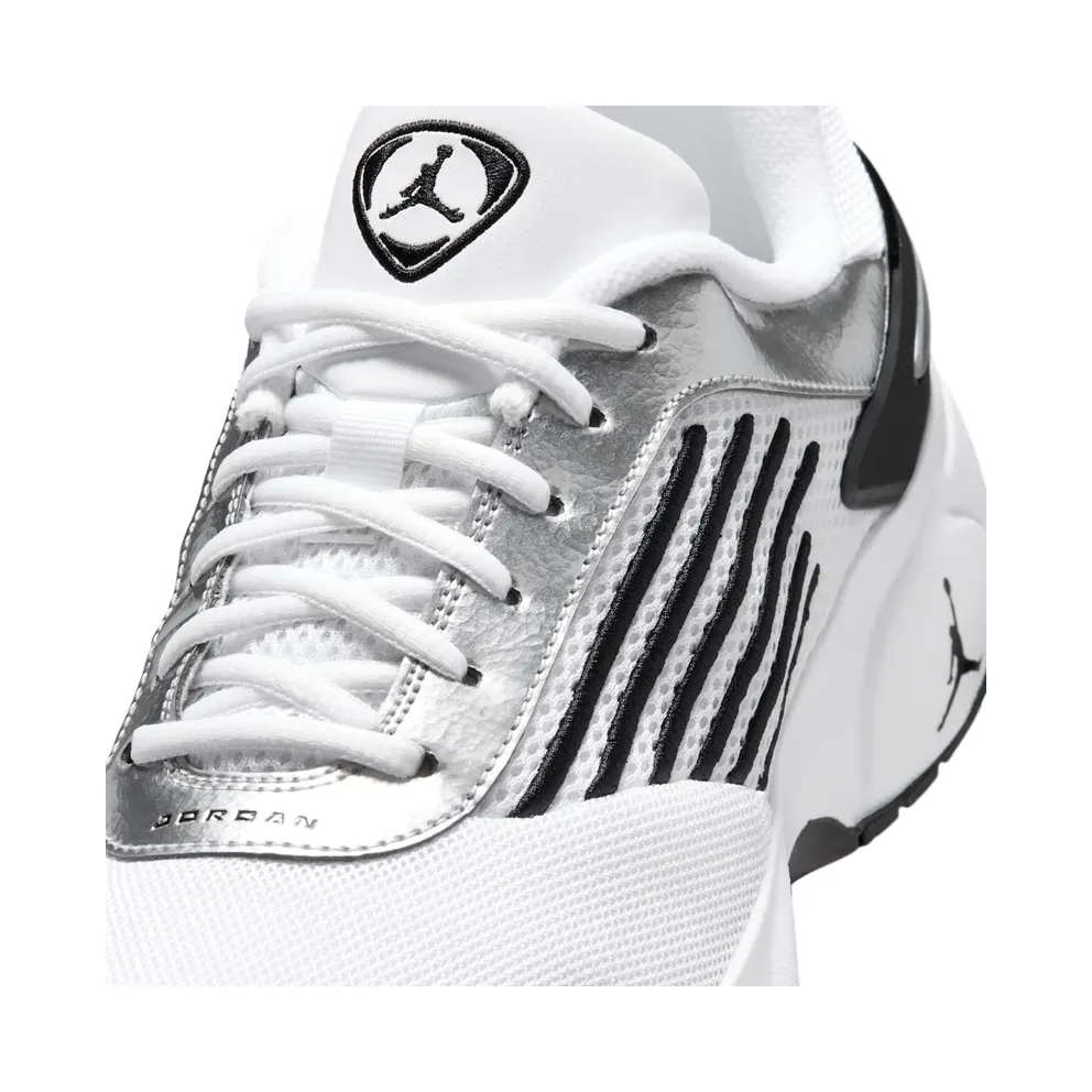 Jordan Trunner Flow White Black Metallic Silver (IR2281-100)