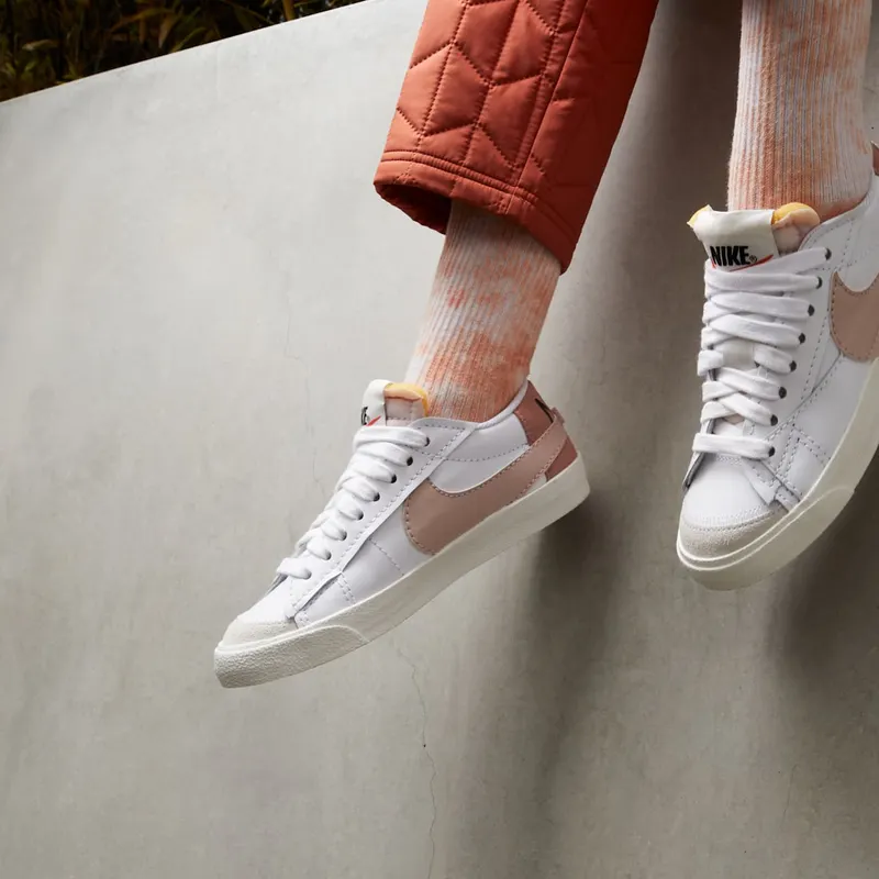 Nike BLAZER LO 77 JUMBO “White Pink Oxford” (DQ1470-102)