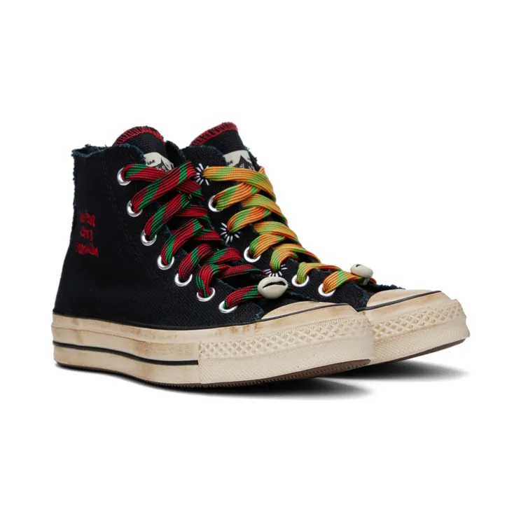 converse-chuck-taylor-all-star A01786C