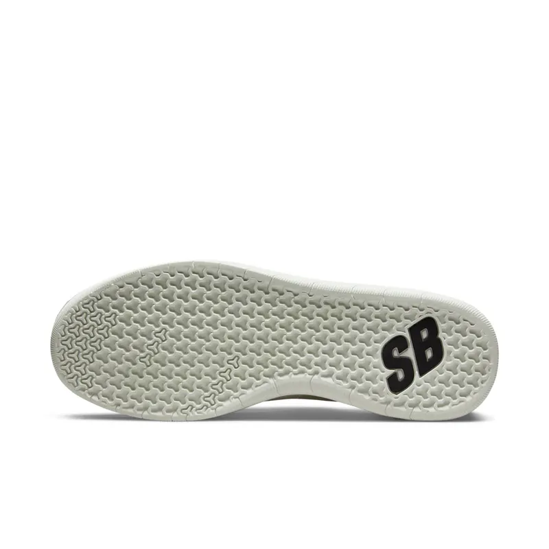 Nike SB Nyjah Free 2 Triple Summit White (BV2078-109)