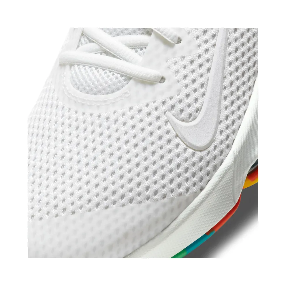 LeBron Witness 4 – White