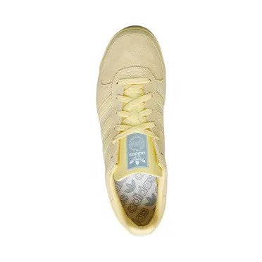 adidas-as-520 GW9643