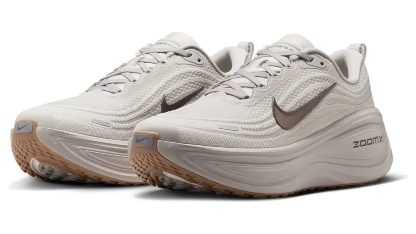 nike-vomero-plus HV8150-005