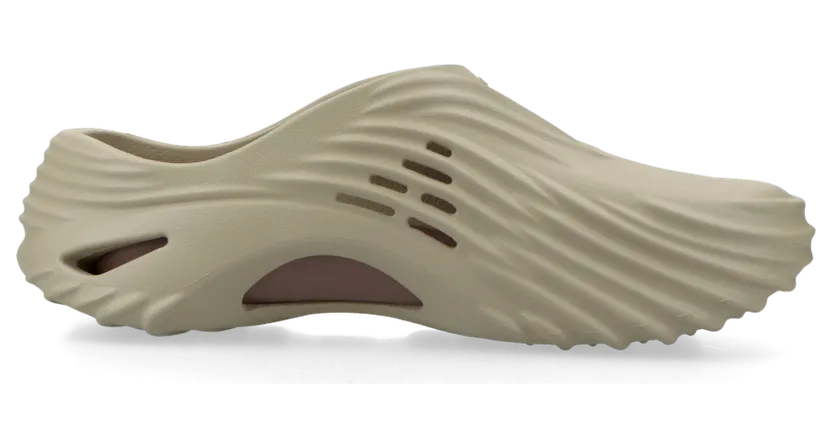 crocs-echo-wave 210521-0LJ