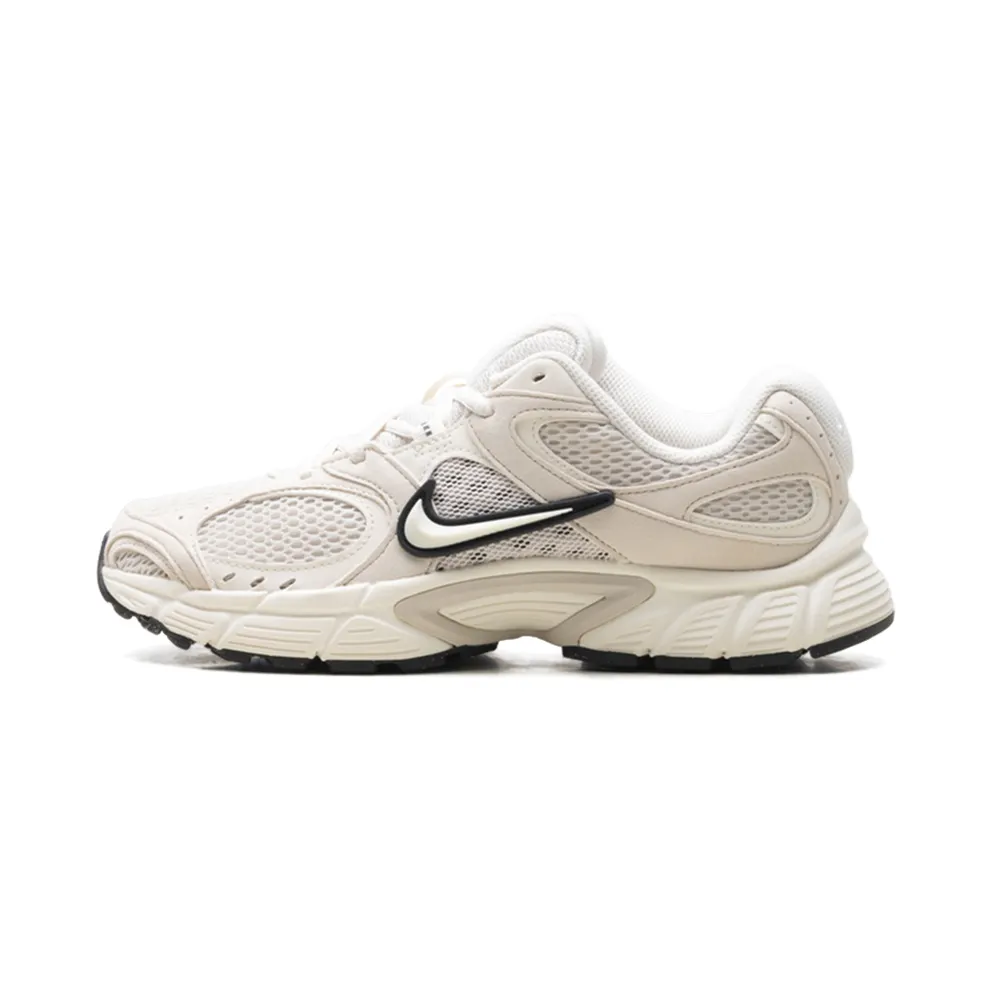 Nike V5 RNR “Light Orewood Brown” (II6294-100)