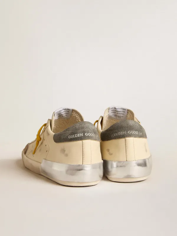 Golden Goose Super-Star In Leather With Perforated Star And Gray Suede Heel Tab (GMF00172.F006024.15606) (4)