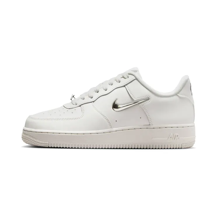 Nike Air Force 1 07 WMNS “Phantom / Pure Platinum / Metallic Silver” (IU7558-030)