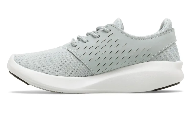 New Balance Fuelcore Coast V3 GS “Grey/Pink” (KJCSTGPY)